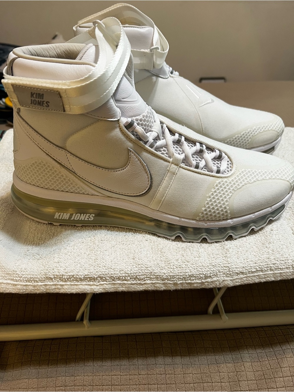 Nike - Picture 4 of 6